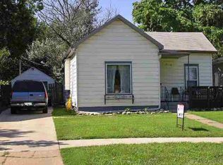 908 Gypsum Ave, Salina, KS 67401