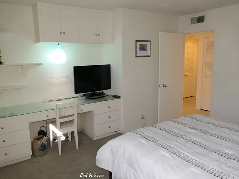 2348 S Skyview Dr — Photo 13