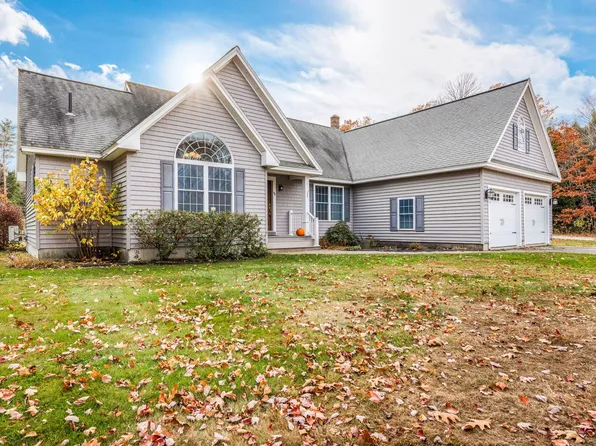 46 Longwood Drive, Gardiner, ME 04345