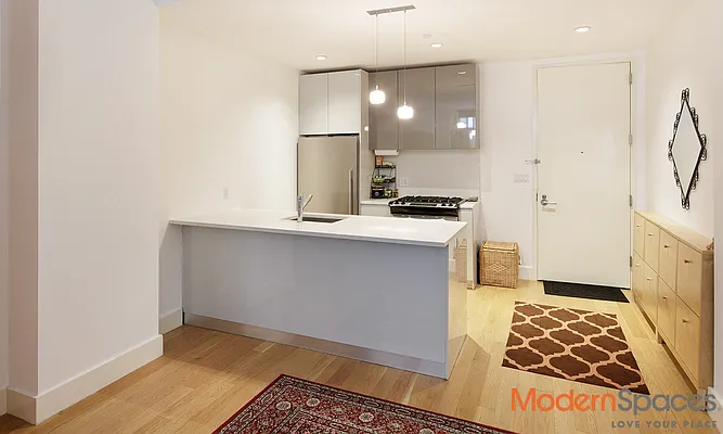 Rented by Modern Spaces | media 18