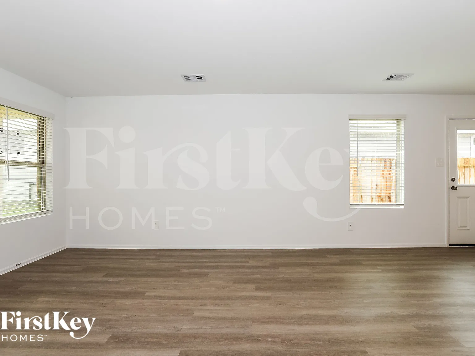 3 bed, 2.0 bath, 1311 sqft, $1,825 — Photo 3