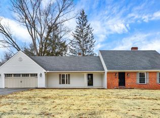 2 Golfview Rd, Camp Hill, PA 17011