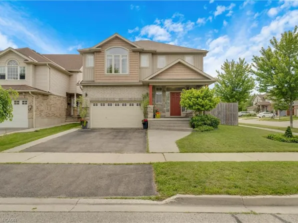 83 Frankfurt St, Kitchener, ON N2R 1T8