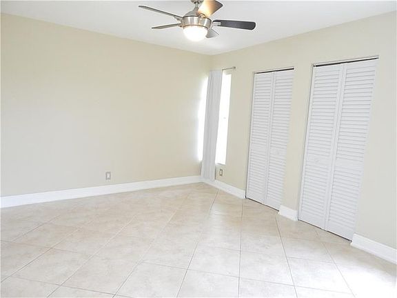 2nd image of 9923 Twin Lakes Dr