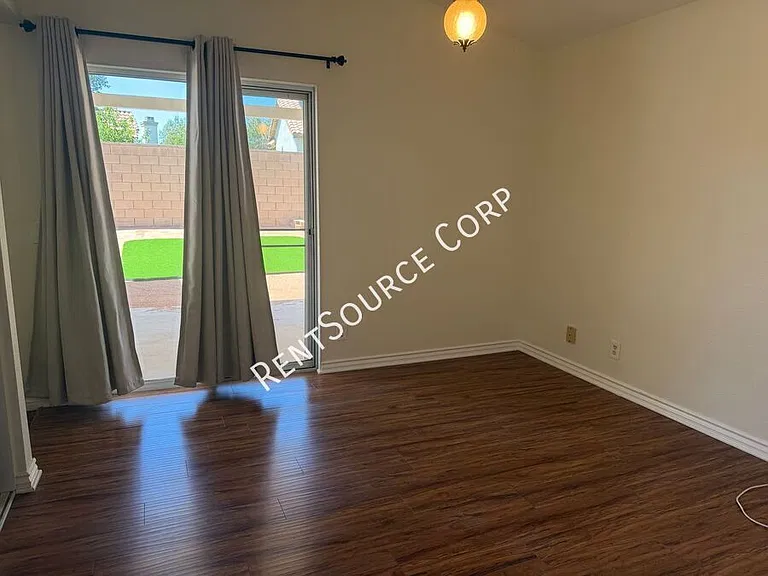 37051 Boxleaf Rd — Photo 7