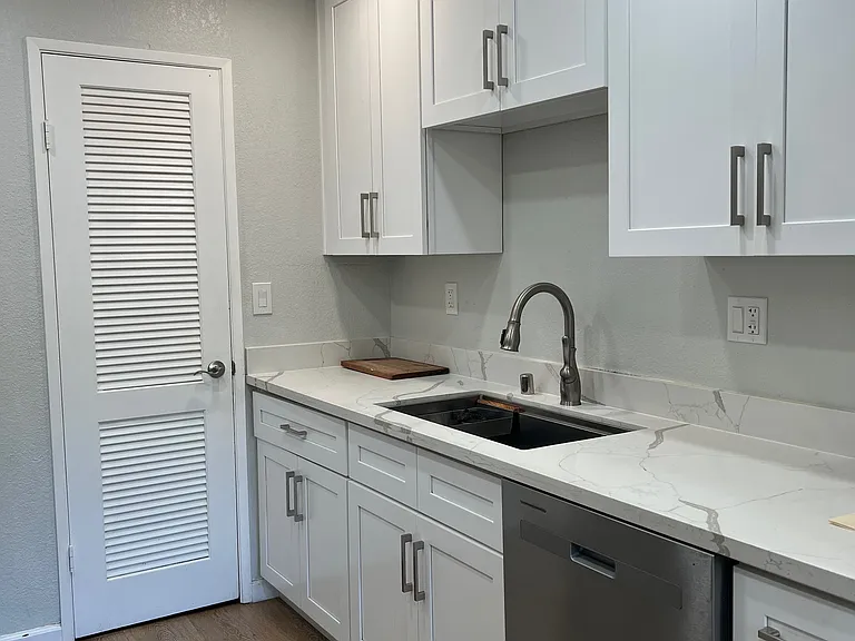 46864 Fernald Cmn — Photo 3