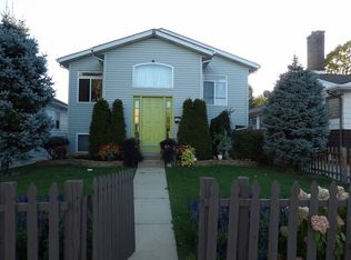 1303 Grand Ave, Waukegan, IL 60085