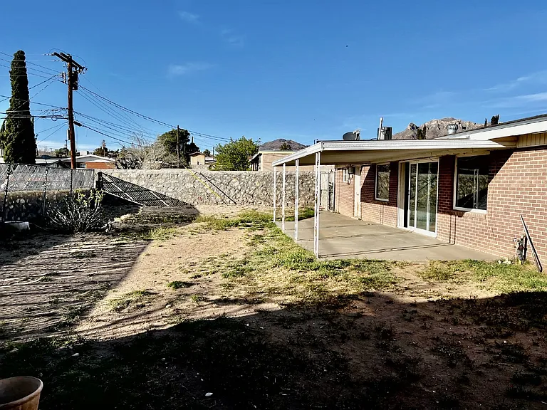 112 De Leon Dr — Photo 8