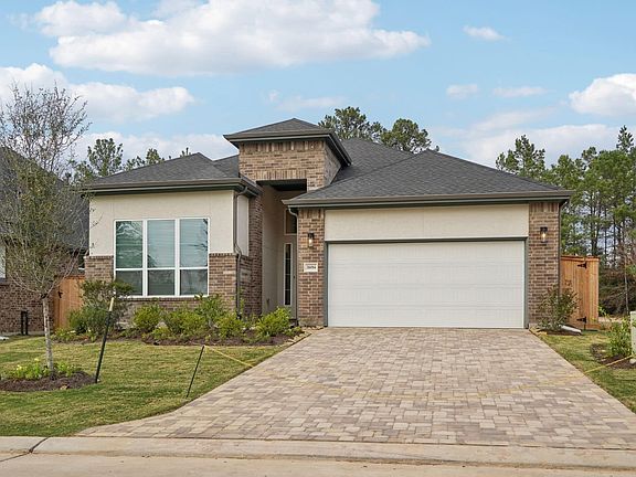 2-web-or-mls-26014-South-Outrider-Circle-S1001-002.jpg