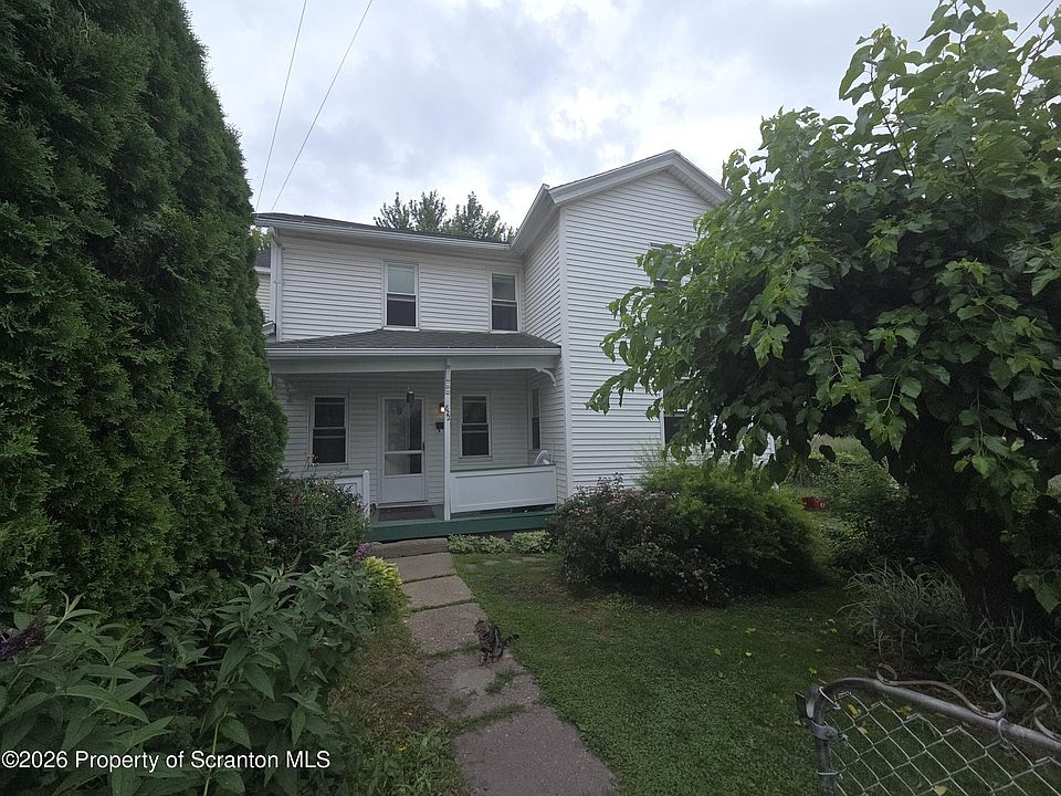 1st image of 822 Kirst Ct