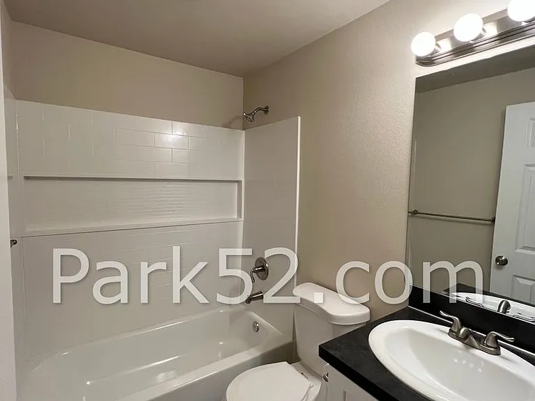 14406 Pacific Ave S #15 — Photo 8