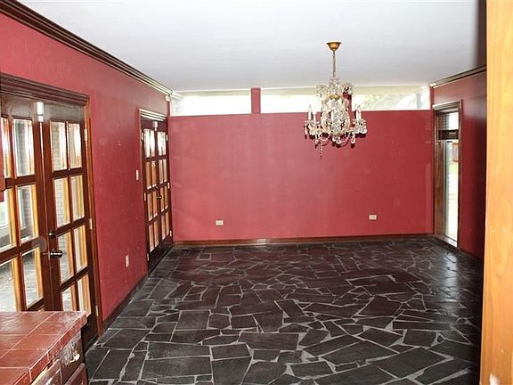 3rd image of 5871 Marcia Ave