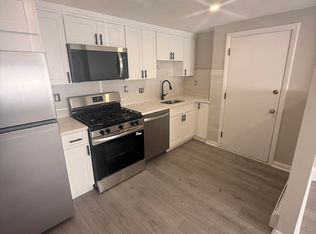 33 South St #10A, Quincy, MA 02169
