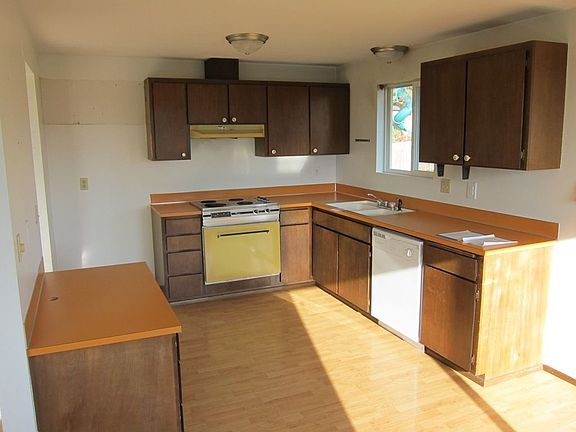 Light & Open Main Kitchen