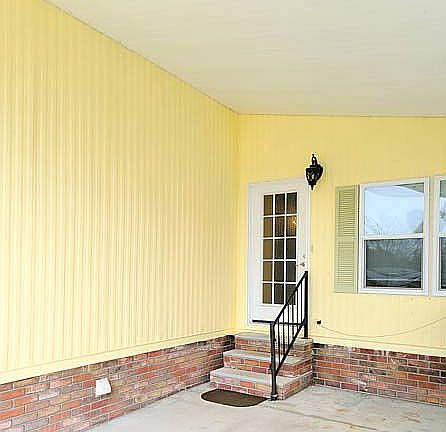 4th image of 1280 Lakeside Dr #108