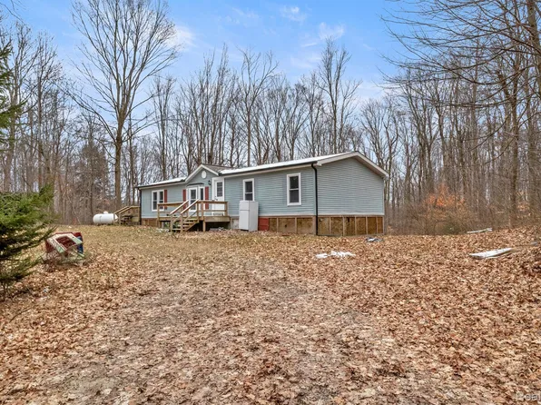 5323 English Rd, Clifford, MI 48727