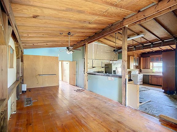 5th image of 729 CREVASSE STREET