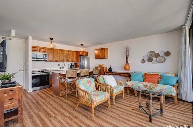1st image of 201 Ohua Avenue #3411