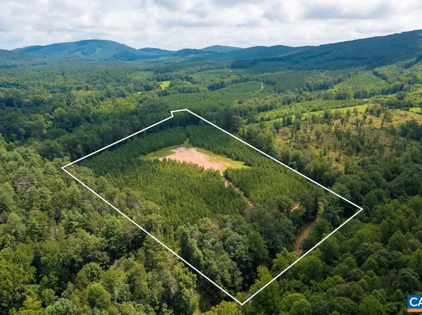 Findlay Mountain Rd, Shipman, VA 22971