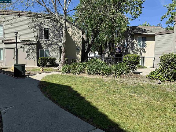 4th image of 2005 San Jose Dr Unit 231