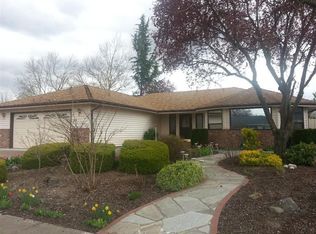 1874 Bristol Dr, Medford, OR