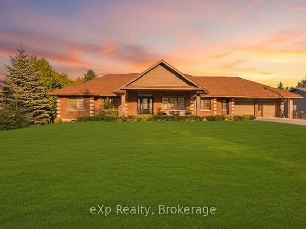 197 Balmy Beach Rd, Georgian Bluffs, ON N4K 5N4