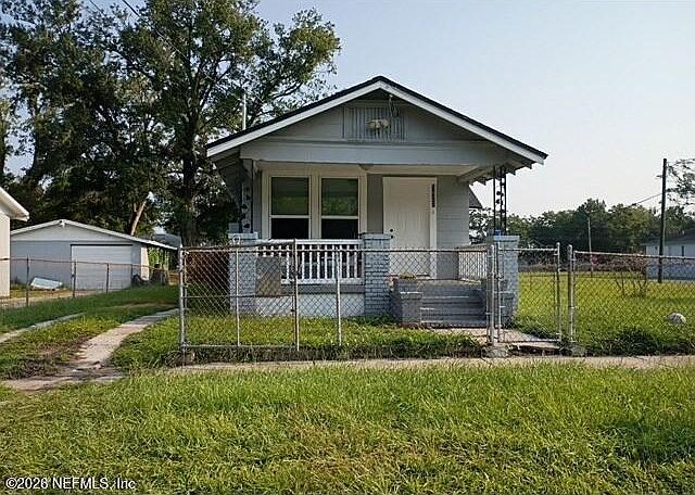 1st image of 1877 W 4TH Street