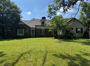 2458 5th Ave, Youngstown, OH