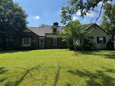 2458 5th Ave, Youngstown, OH, 44505