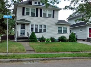 147 Harding Rd, Rochester, NY 14612