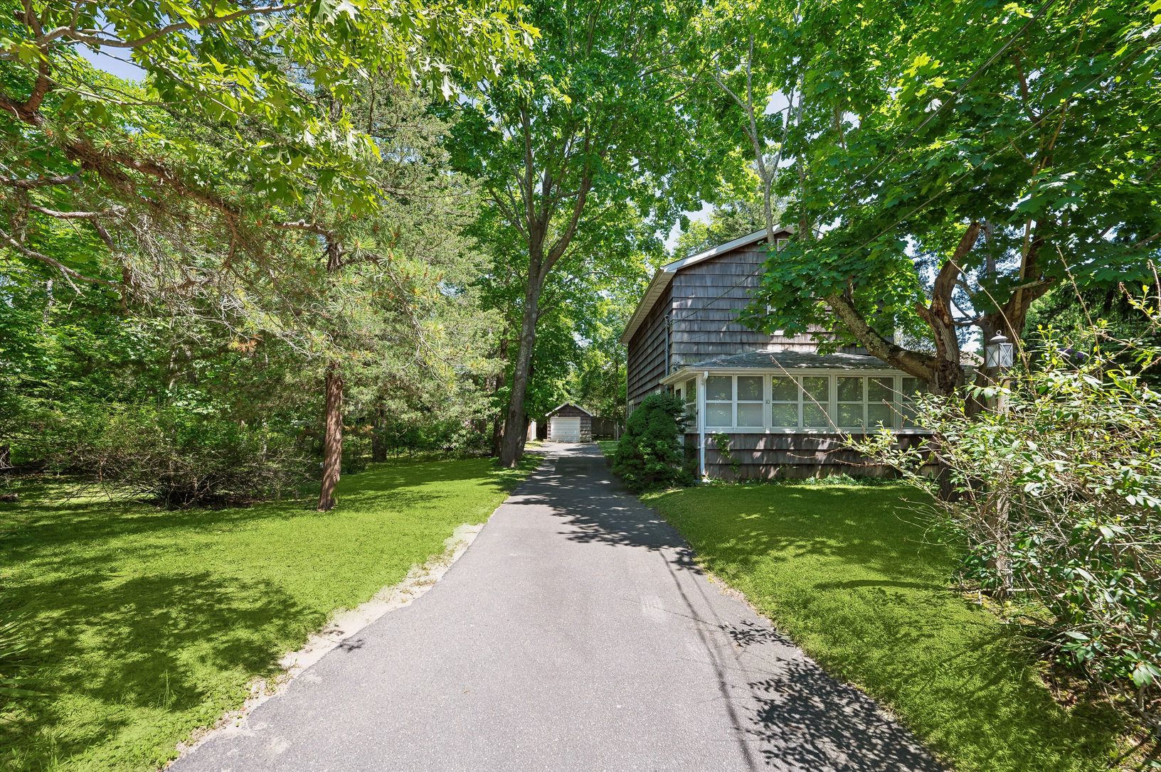  Long Driveway