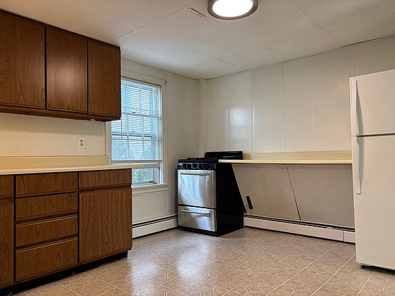 2nd image of 29 Essex St