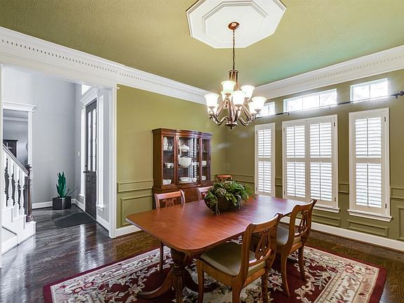 3rd image of 5926 Autumn Dogwood Way