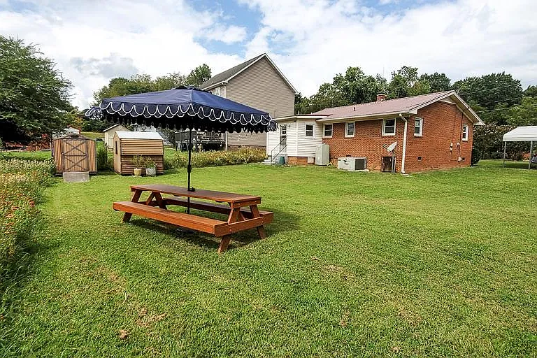 Back yard with perimeter native meadow