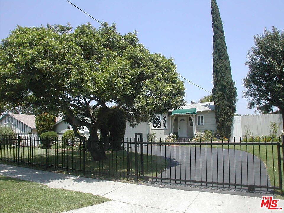 1st image of 6040 Van Noord Ave