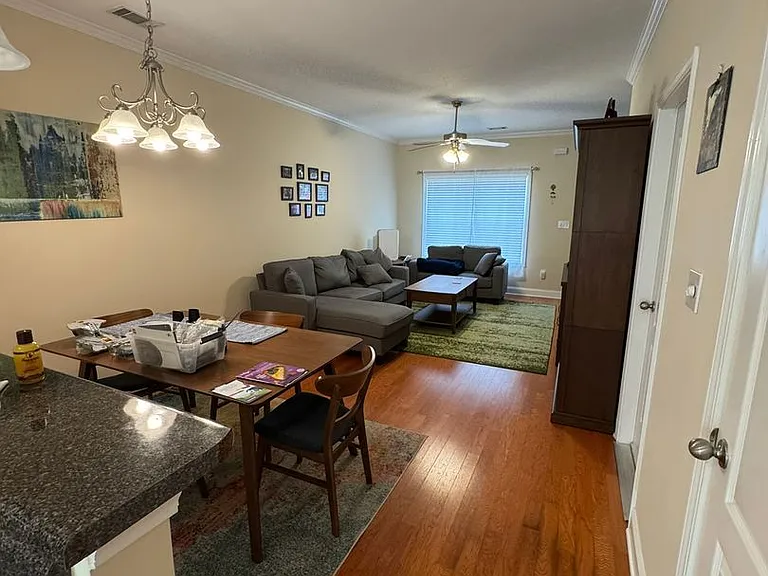 381 Whitehall Rd — Photo 4