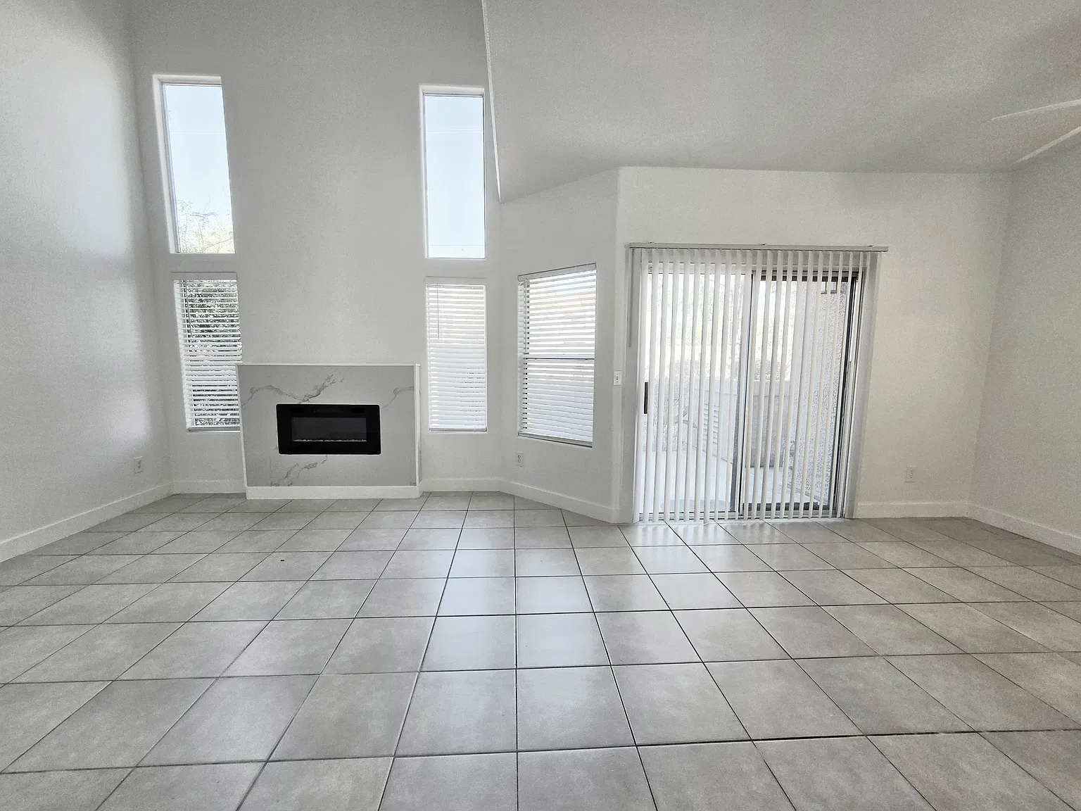 5125 W Reno Ave — Photo 2