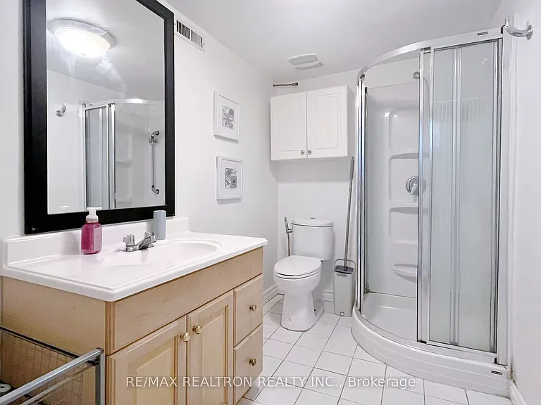 2 Greyhound Dr #BASEMENT — Photo 11