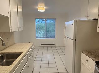 85 Kent Ct APT 8, Daly City, CA 94015