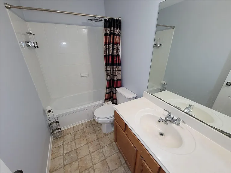 7506 Boxwood Ridge Ln — Photo 27