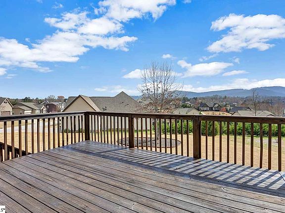 2nd image of 601 Mojave Ct
