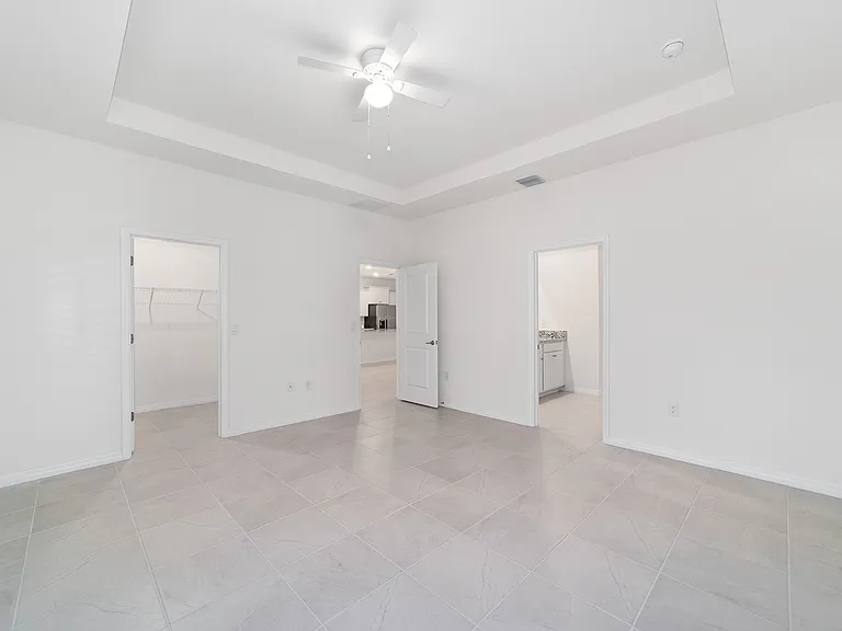 4665 NW 51st Terrace Rd — Photo 24