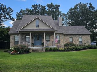 881 Copperfield Cir, Heber Springs, AR 72543