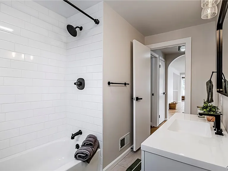 63 Higby Rd — Photo 27