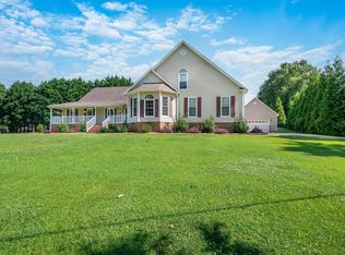 395 Hickory Hollow Rd, Inman, SC 29349