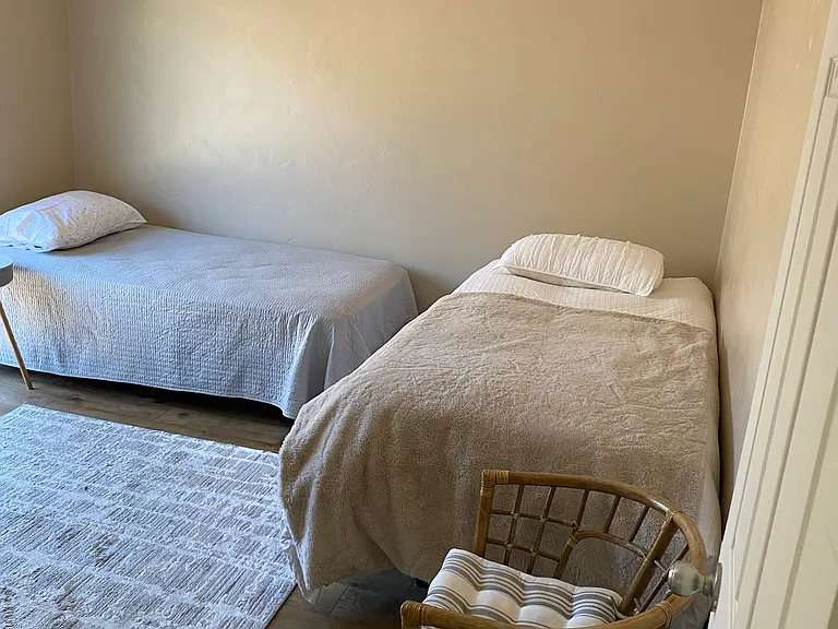 1818 Halterman Ave — Photo 12