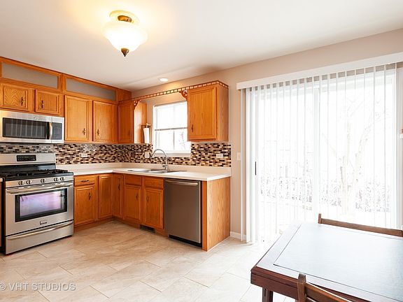 5th image of 187 N Cranberry Lake Dr