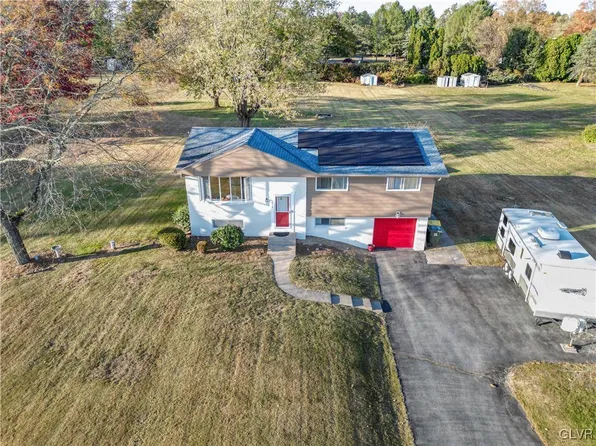 638 Williams Rd, Nazareth, PA 18064