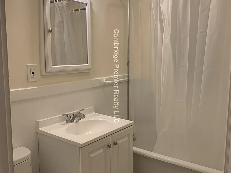 154 Summer St #3 — Photo 2