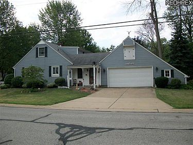 1st image of 778 Shadylawn Ave